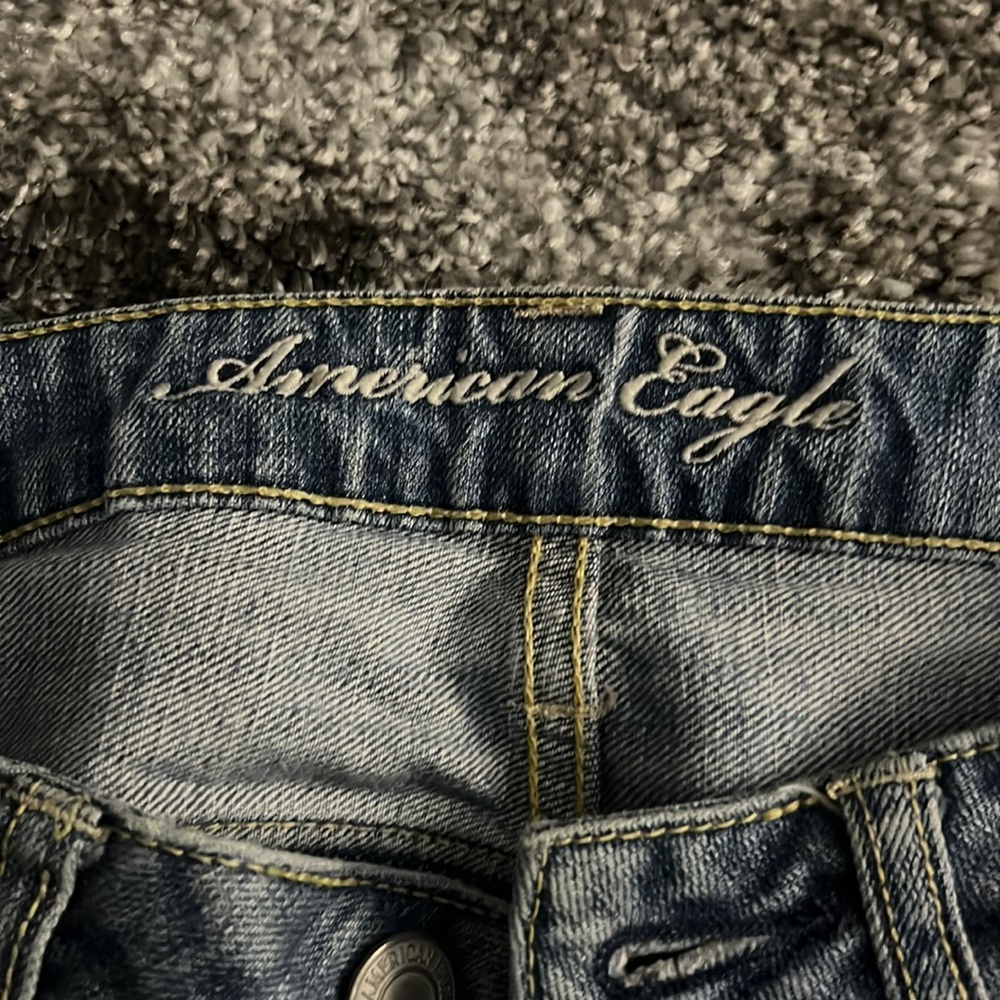 Women’s American eagle pants barely worn no flaws.